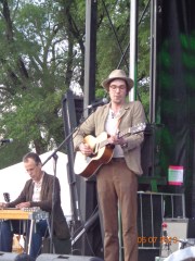 Justin Townes Earle killer crooner! (photo: Carissa Hickling)