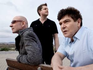 Carlos Bica, Frank Mobus, Jim Black (Photo: Carlos Bica's FB page)