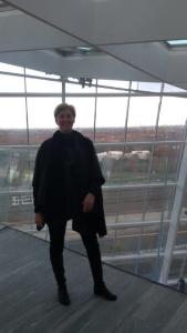 Nope! I'm not gonna lean against the glass wall...